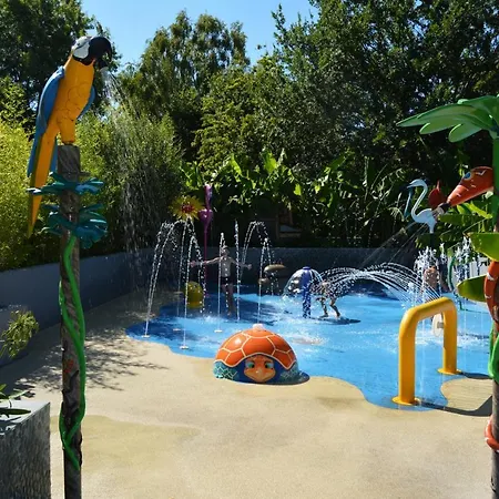 Campingplatz Mobil Xxl 4 - Le Sen Yan Mézos