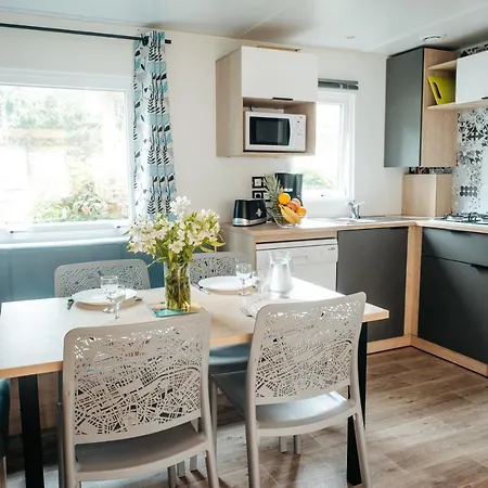 Mobil Xxl 4 - Le Sen Yan Campingplatz Mézos